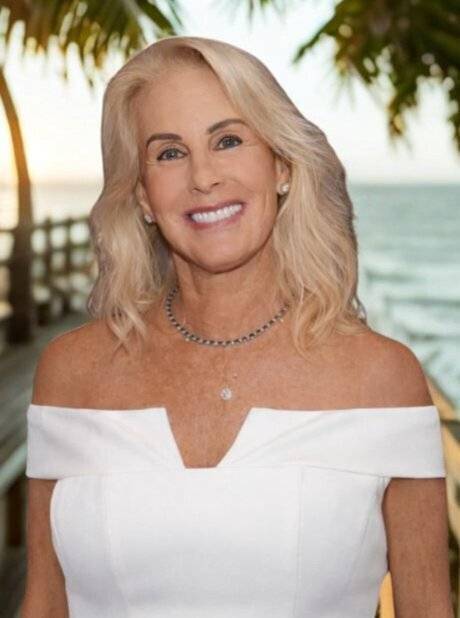 Lori Schacter Photo
